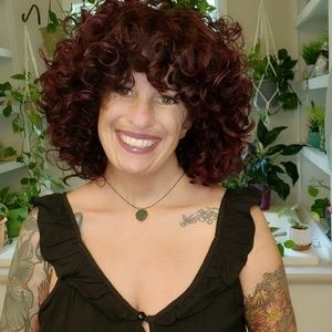 Meet your Posher, Danette